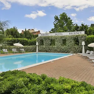 **** Hotel Savoia Regency Włochy