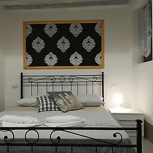 mario-apartment-fondamente-nove-3-5214.hotelinveneto.com/